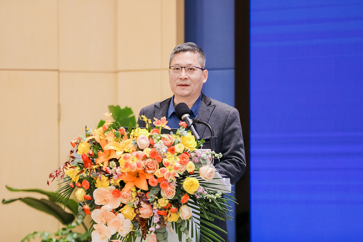 刘继兵.jpg