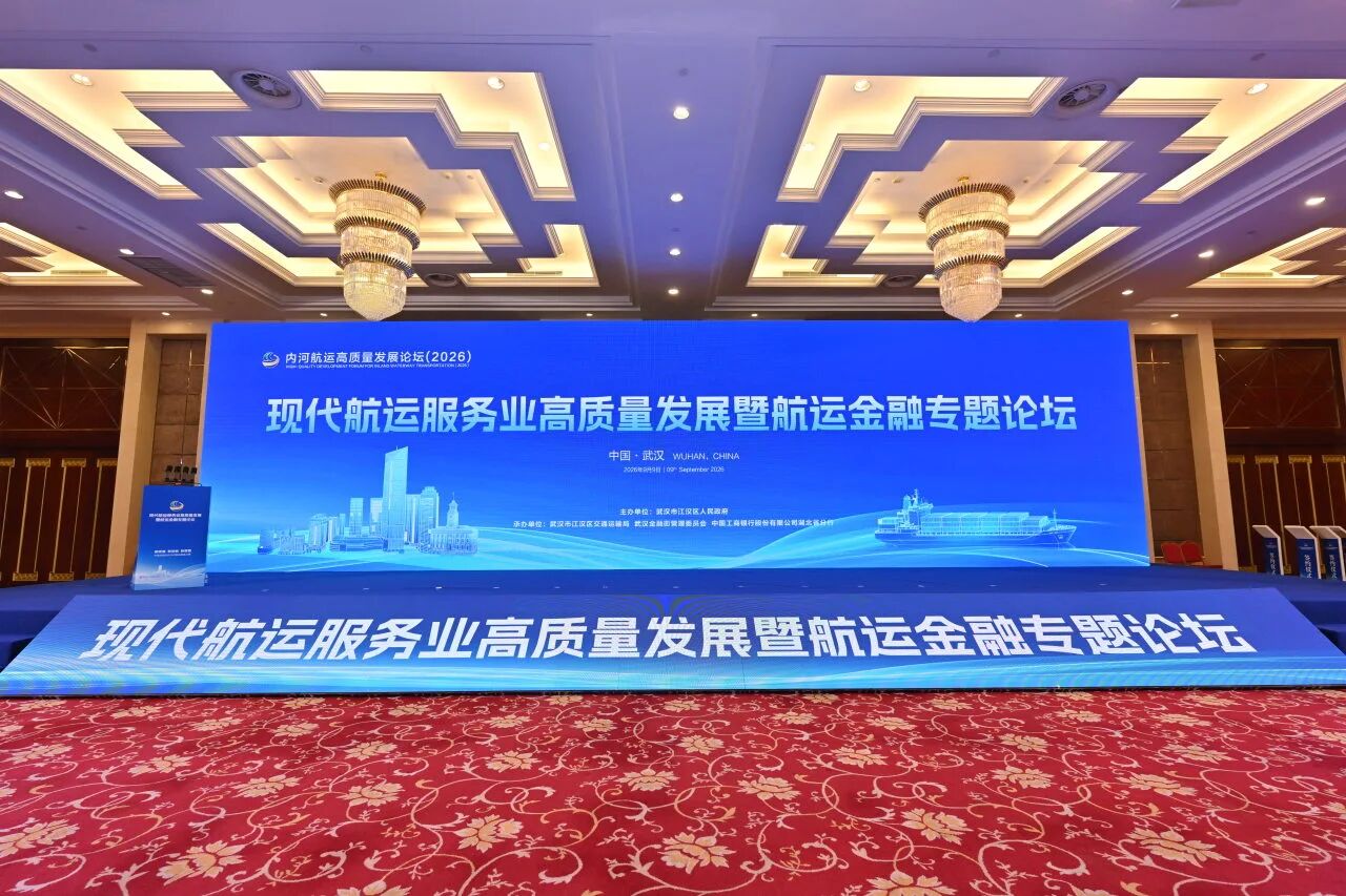 b90ec0a5df6eb9790e4b515ff193f341.jpg